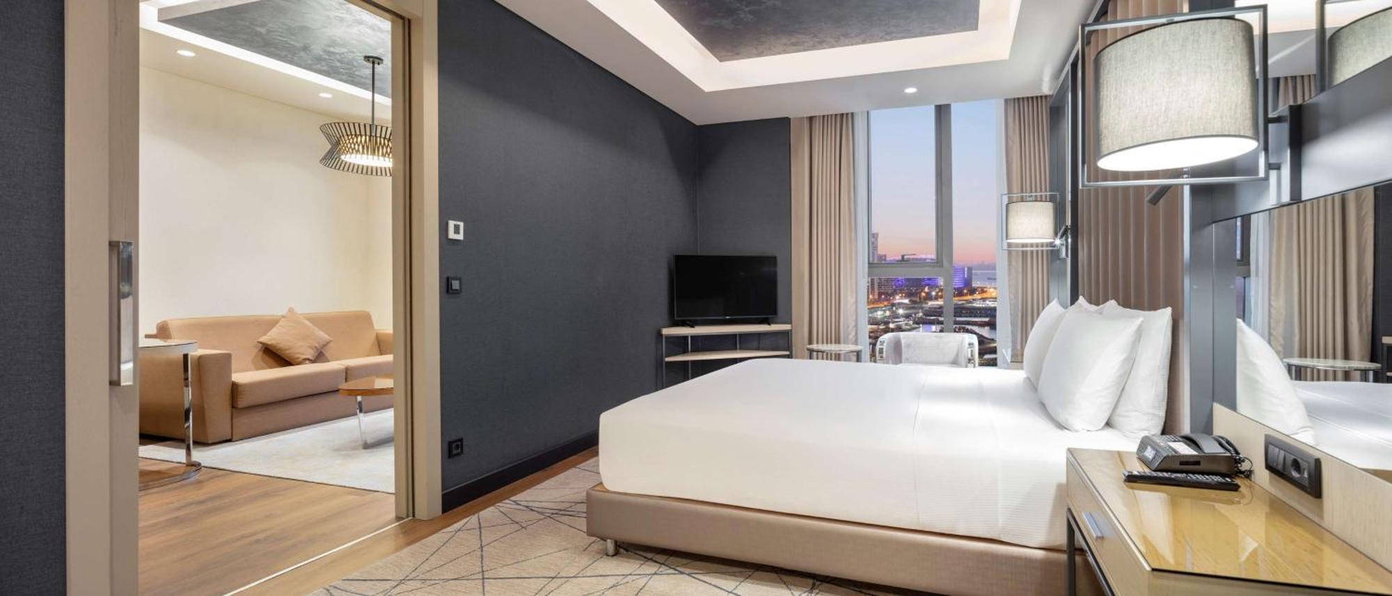 Отель Hilton Istanbul Bakirkoy Экстерьер фото