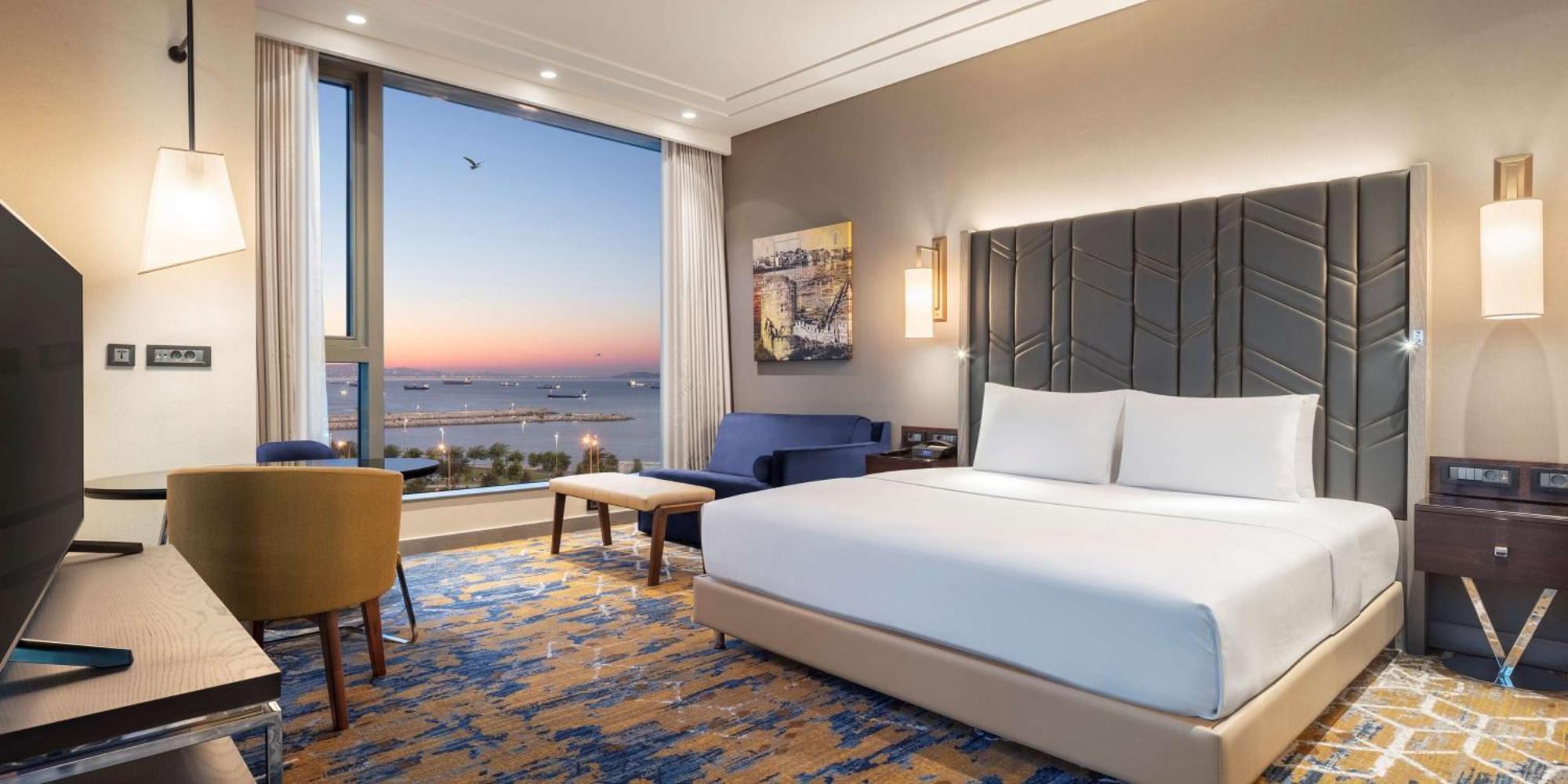 Отель Hilton Istanbul Bakirkoy Экстерьер фото